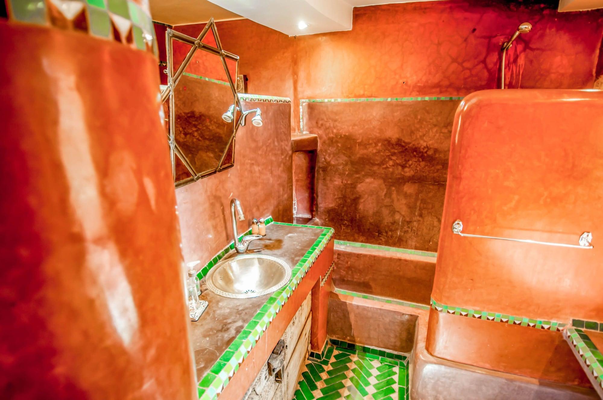 Chorfa Riad 3*